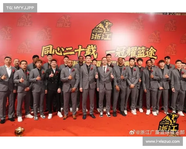 400名工作人员夹道欢迎!NBA史上规格最高的欢迎仪式? #汤神 400名工作人员夹道欢迎!NBA史上规格最高的欢迎仪式? #汤神